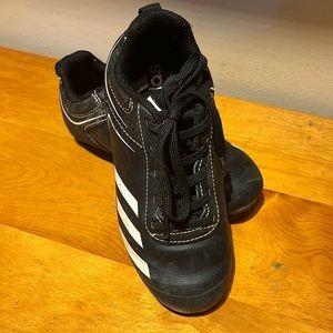 Adidas childrens cleats